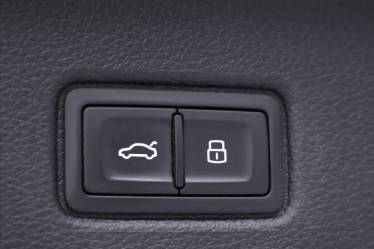 Audi Q7 3,0 50TDI 210kW S-Line CZ DPH