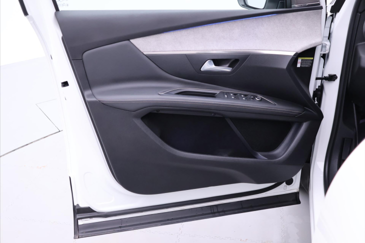 Peugeot 3008 1,6 PureTech 133kW Automat GT