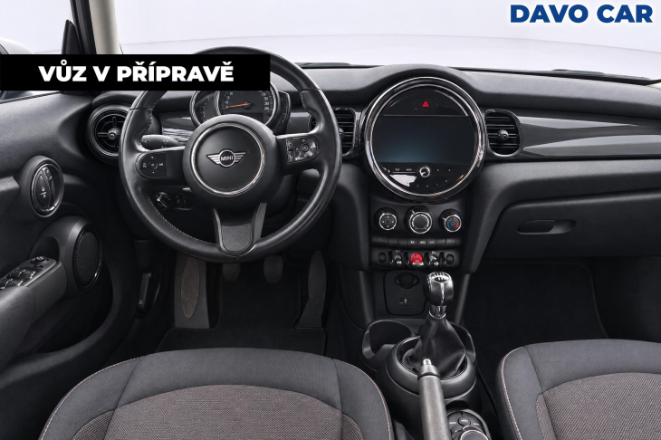 Mini Cooper 1.5 i 100kW CZ 1.Maj LED DPH