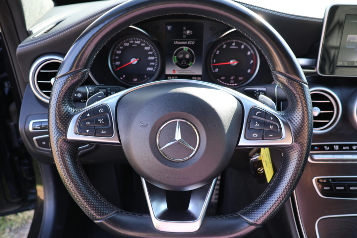 Mercedes-Benz Třídy C 2,0 200 T AMG LED Navi Kůže