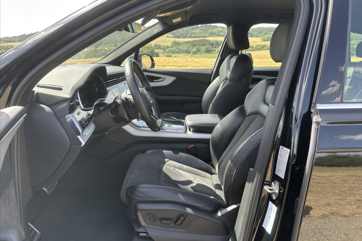 Audi Q7 3.0 50 TDI Quattro S line CZ DPH