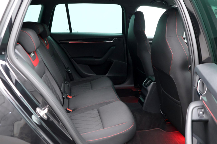Škoda Octavia 2,0 TSI RS230 DSG LED Aut.klima