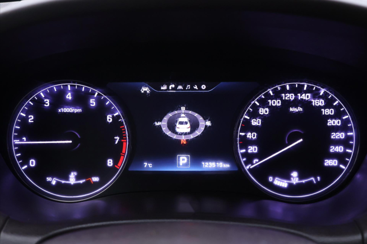 Hyundai Genesis 3,8 GDI 232kW CZ DPH