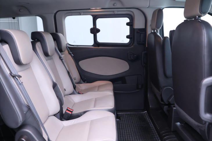Ford Tourneo Custom 2,0 TDCI 125kW Aut. 9-Míst Kůže