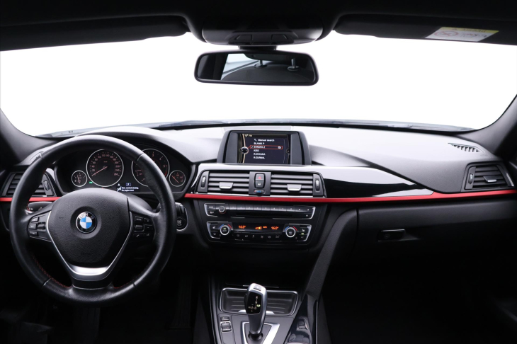 BMW Řada 3 3,0 335dA xDrive Sport CZ DPH