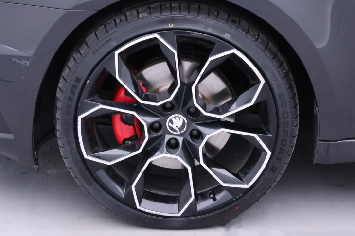 Škoda Octavia 2,0 TDI 135kW RS 4x4 DSG Virtual