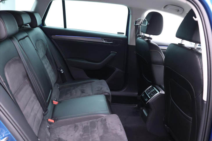 Škoda Superb 2,0 TDI DSG 4x4 CZ Scout DPH
