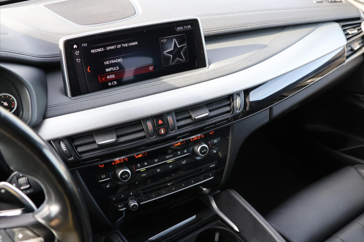 BMW X6 3,0 xDrive 30d 190kW CZ