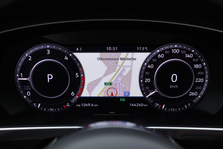 Volkswagen Tiguan 2,0 TDI 110kW DSG R-LINE CZ DPH