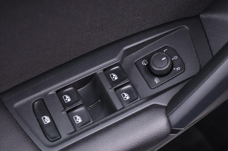 Volkswagen Tiguan 1,5 TSI Business 1.Maj LED DPH