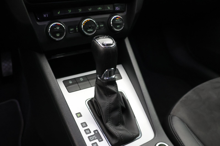 Škoda Octavia 1,6 TDI 81kW DSG Style Plus