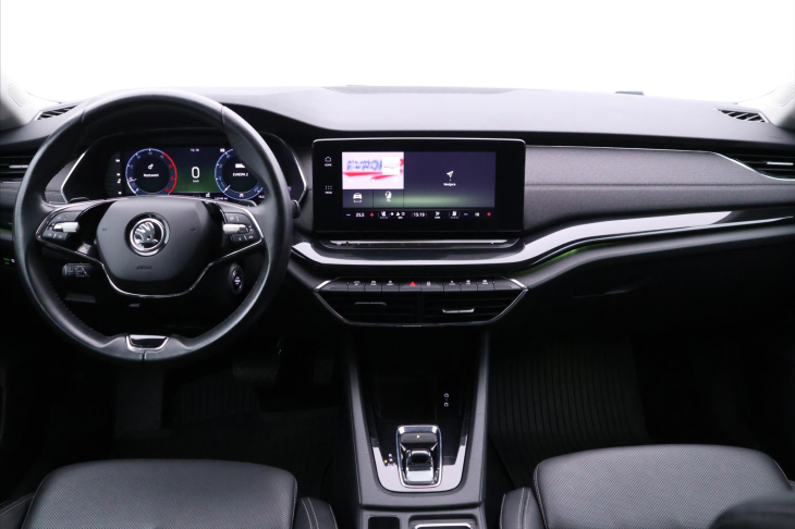 Škoda Octavia 2,0 TDI DSG Style Kůže Matrix