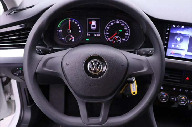 Volkswagen Bora E-Bora 100kW Automat