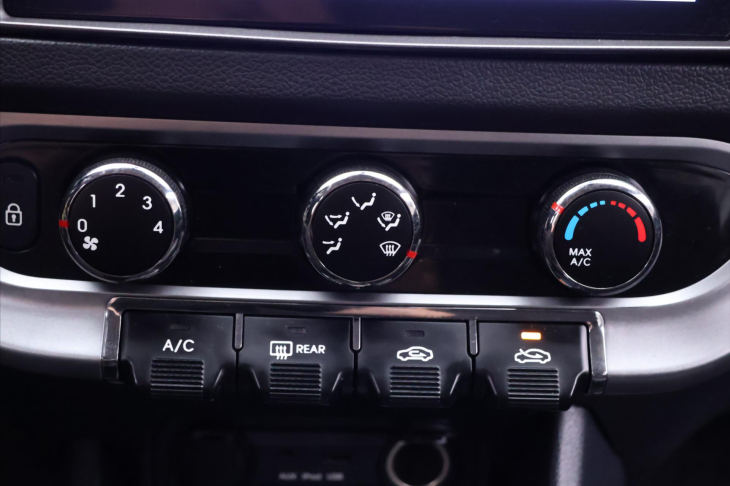 Kia Rio 1,2 CVVT 62kW CZ Klimatizace