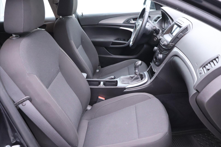 Opel Insignia 1,6 CDTi 100kW Klima CZ