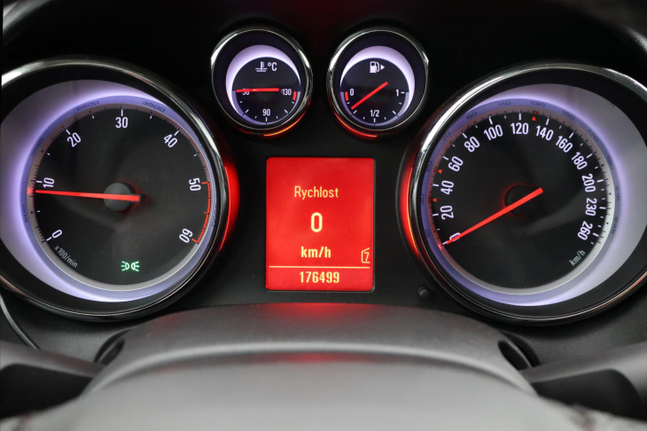 Opel Astra 1.7 CDTi 81kW Cosmo tažné