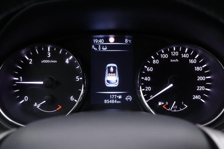 Nissan Qashqai 1,5 dCi 81kW TeknaTažné CZ