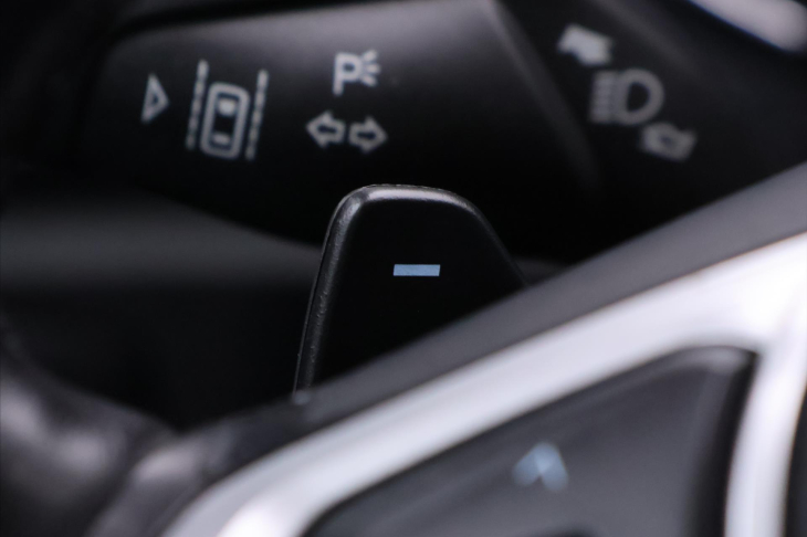 Ford Mondeo 2,0 TDCi 132kW 4x4 CZ Titanium