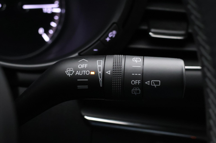 Mazda 3 2,0 e-Skyactiv Aut CZ 1.Maj DPH