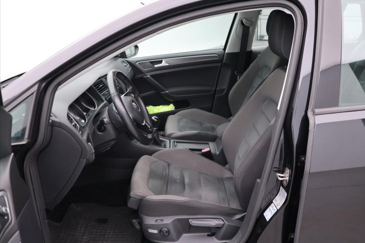 Volkswagen Golf 1,4 TSI 92kW CZ Comfortline
