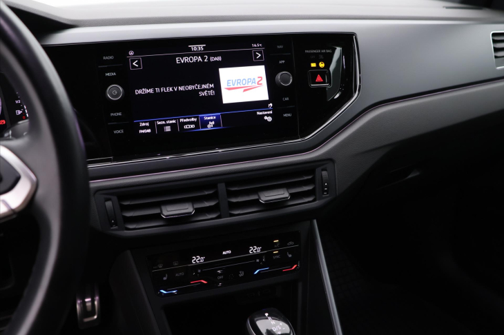 Volkswagen Taigo 1,0 TSI DSG R-Line Virtual DPH