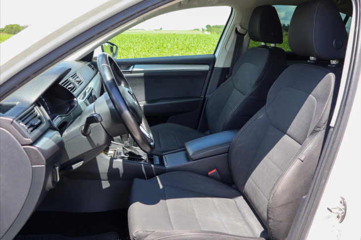 Škoda Superb 2,0 TDI 110kW Ambition CZ
