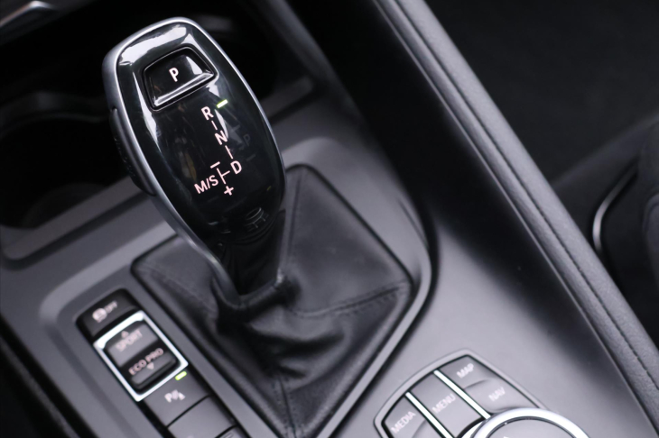 BMW X1 2,0 20i 131kW Aut. xDrive CZ