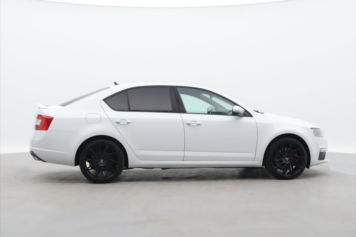 Škoda Octavia 2,0 TDI RS 135kW DSG CZ