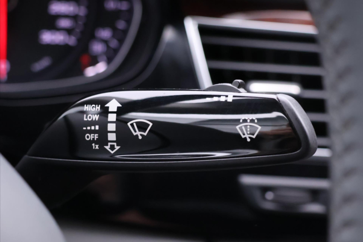 Audi A8 4,2 FSI 273kW Quattro Tiptronic