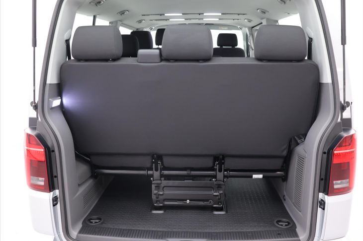 Volkswagen Caravelle 2,0 TDI 150kW DSG L2 9Míst DPH