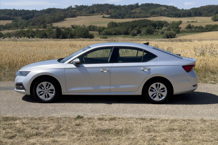 Škoda Octavia 2,0 TDI 85kW Ambition CZ DPH