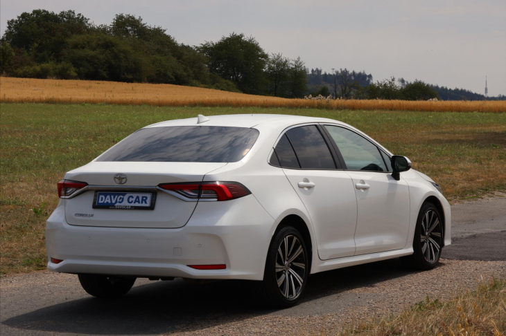 Toyota Corolla 1,5 VTi Aut. Comfort DPH CZ