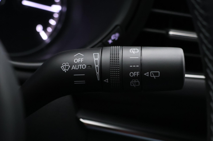 Mazda 3 2,0 e-Skyactiv 137kW CZ