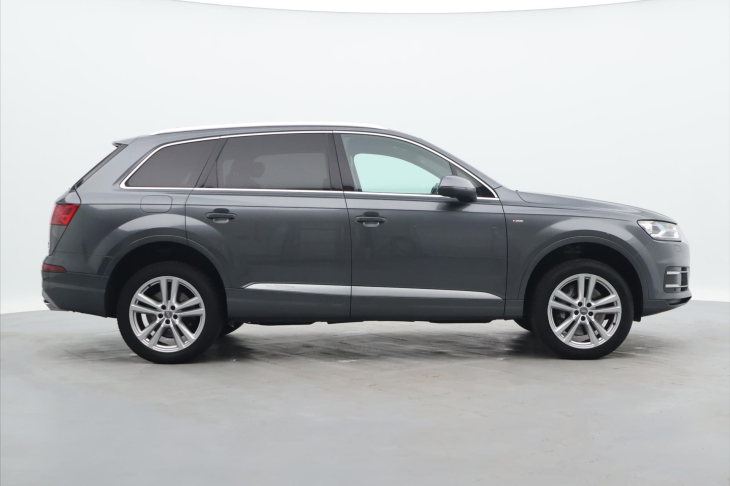 Audi Q7 3,0 TDI 200kW Quattro S-LINE