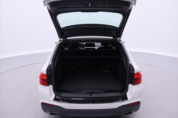 BMW Řada 5 2,0 dA 140kW M-Paket, Záruka