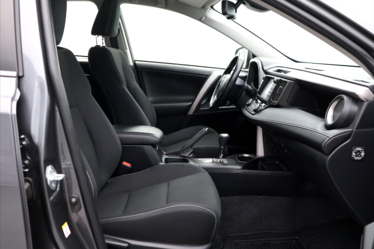 Toyota RAV4 2,5 HEV 114kW Executive 4WD