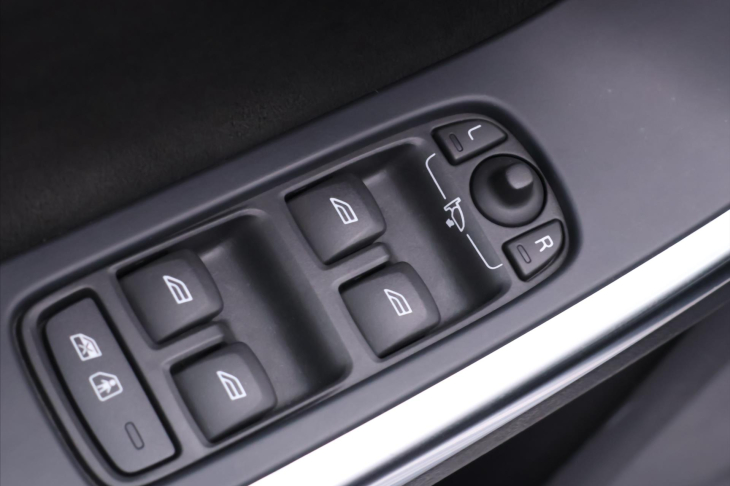 Volvo V60 2,0 Polestar 270kW Aut. DPH