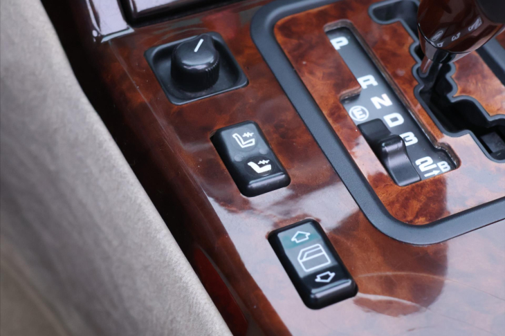 Mercedes-Benz SL 5,0 500 Roadster 235kW