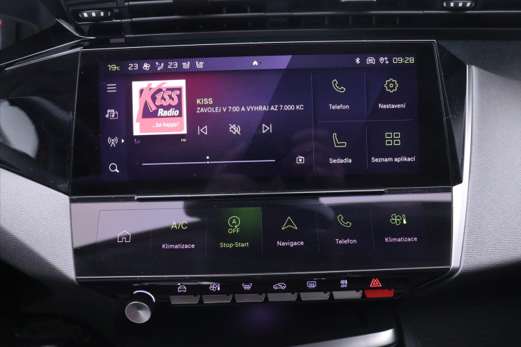 Peugeot 308 1,2 PT 96kW CZ Allure LED DPH