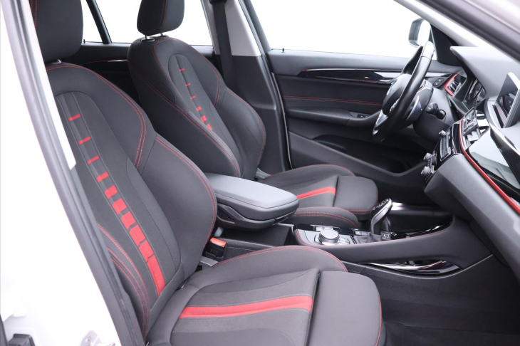 BMW X1 2,0 20d xDrive Aut. Sport CZ