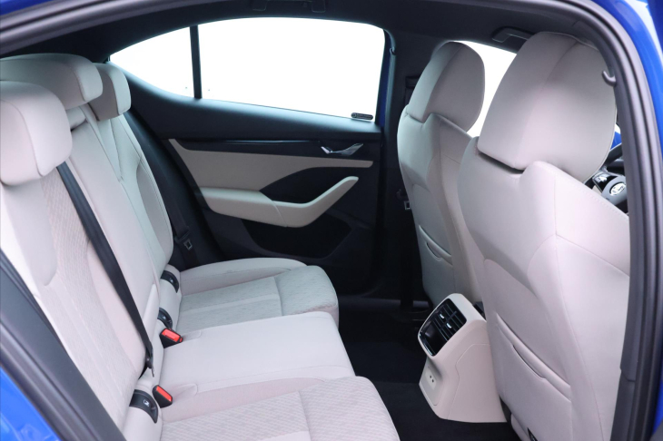 Škoda Octavia 2,0 TSI 140kW DSG 4x4 Style DPH