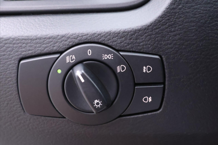 BMW X1 2,0 xDrive20d 130kW Xenon Navi