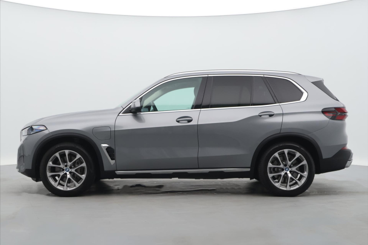 BMW X5 3,0 50e xDrive 230kW CZ DPH