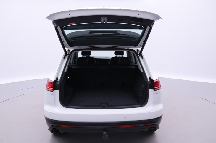 Volkswagen Touareg 3,0 TDI V6 170kW DSG 4M CZ DPH