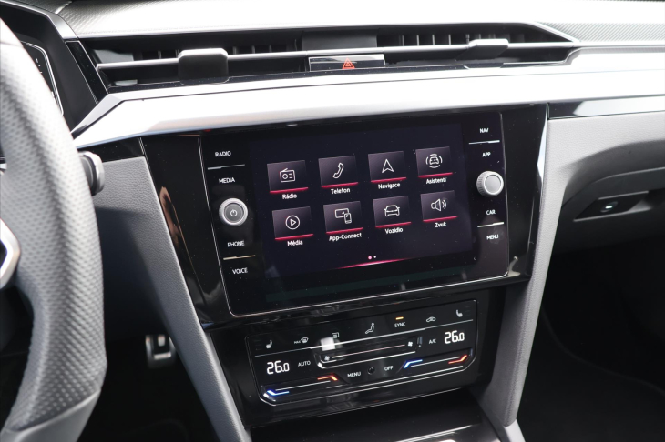 Volkswagen Arteon 2,0 TSI 206 kW R-line DSG DPH CZ