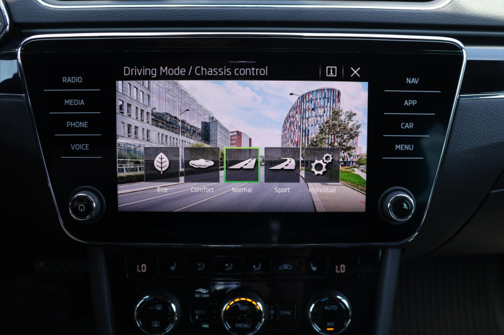 Škoda Superb 2,0 TDI 147kW CZ 4x4 L&K DSG DPH