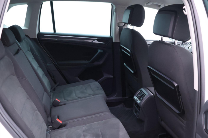 Volkswagen Tiguan 2,0 TDI 110kW DSG 4M DPH CZ