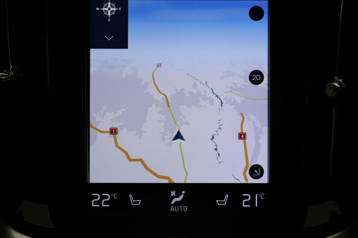 Volvo S60 2,0 T5 186kW Inscription CZ