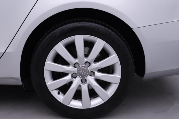 Audi A4 2,0 TDI 105kW Aut. CZ Klima