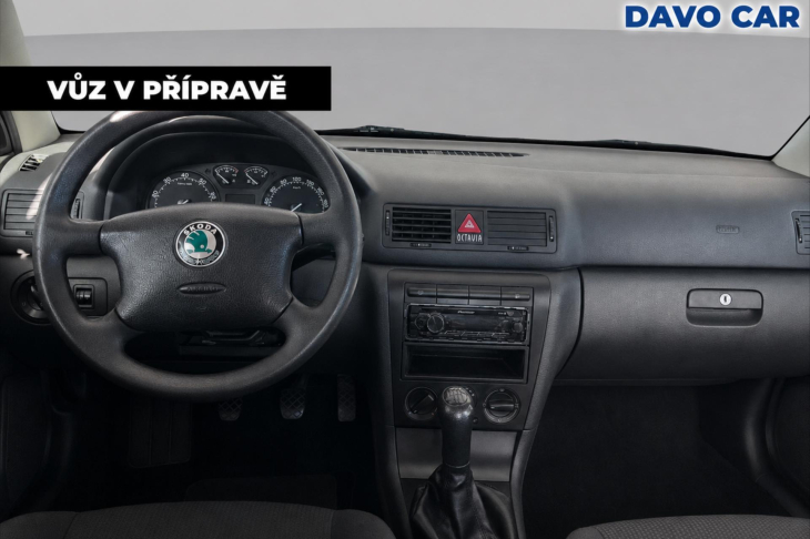 Škoda Octavia 1,6 MPI 75kW Tour Klima 2.Maj